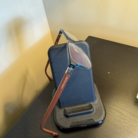 Designer eyewear made by Longchamp - Picture 2 of 3